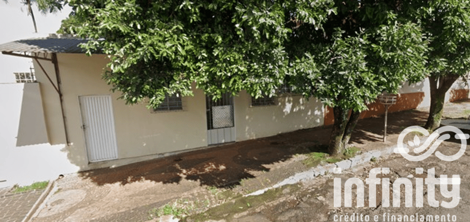 Foto 2 de 5: Casa 04 Quartos - Bairro Centro (Araguari-MG)